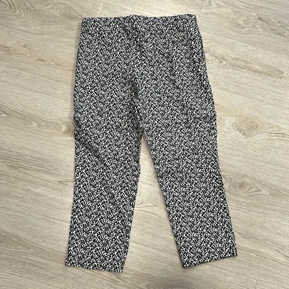 Women’s Spring Black and White Patterned Hilary Radley Pants - Picture 3 of 4
